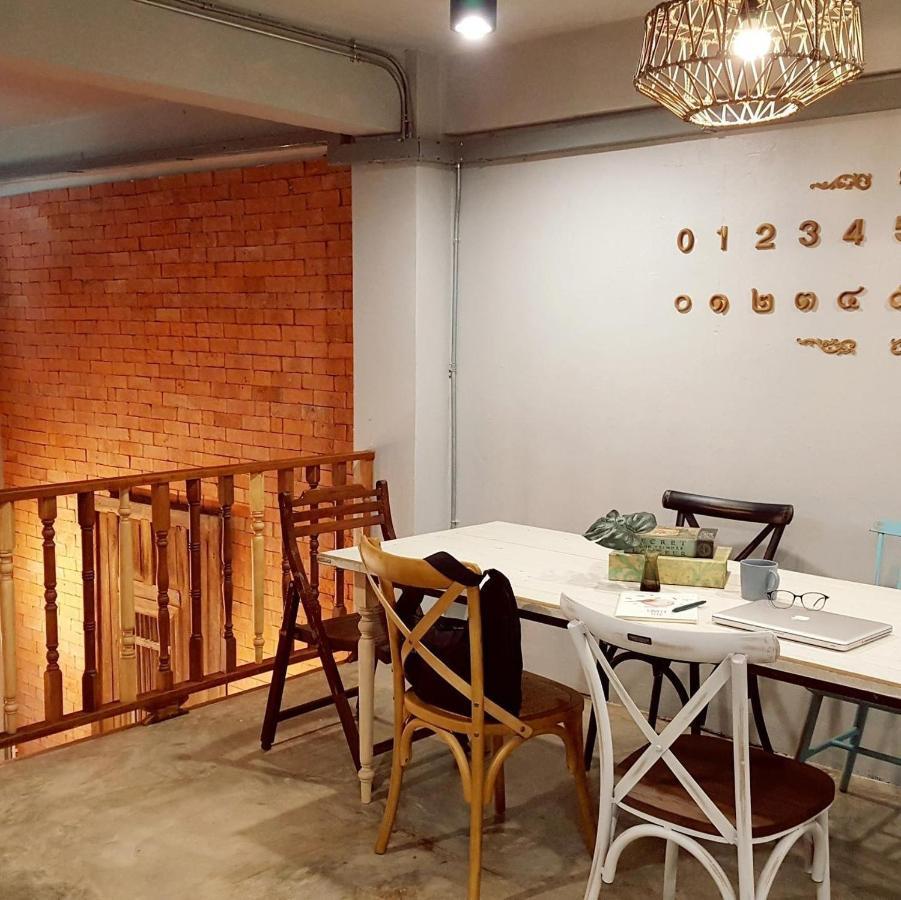 Bangpho Story Hostel Bangkok Kültér fotó
