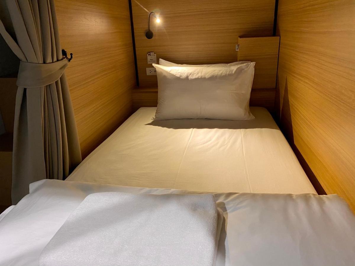 Bangpho Story Hostel Bangkok Kültér fotó